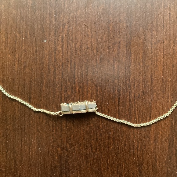 EUC Kendra Scott Rose Gold necklace w/box & bag worn 1 or 2 times - Picture 5 of 10